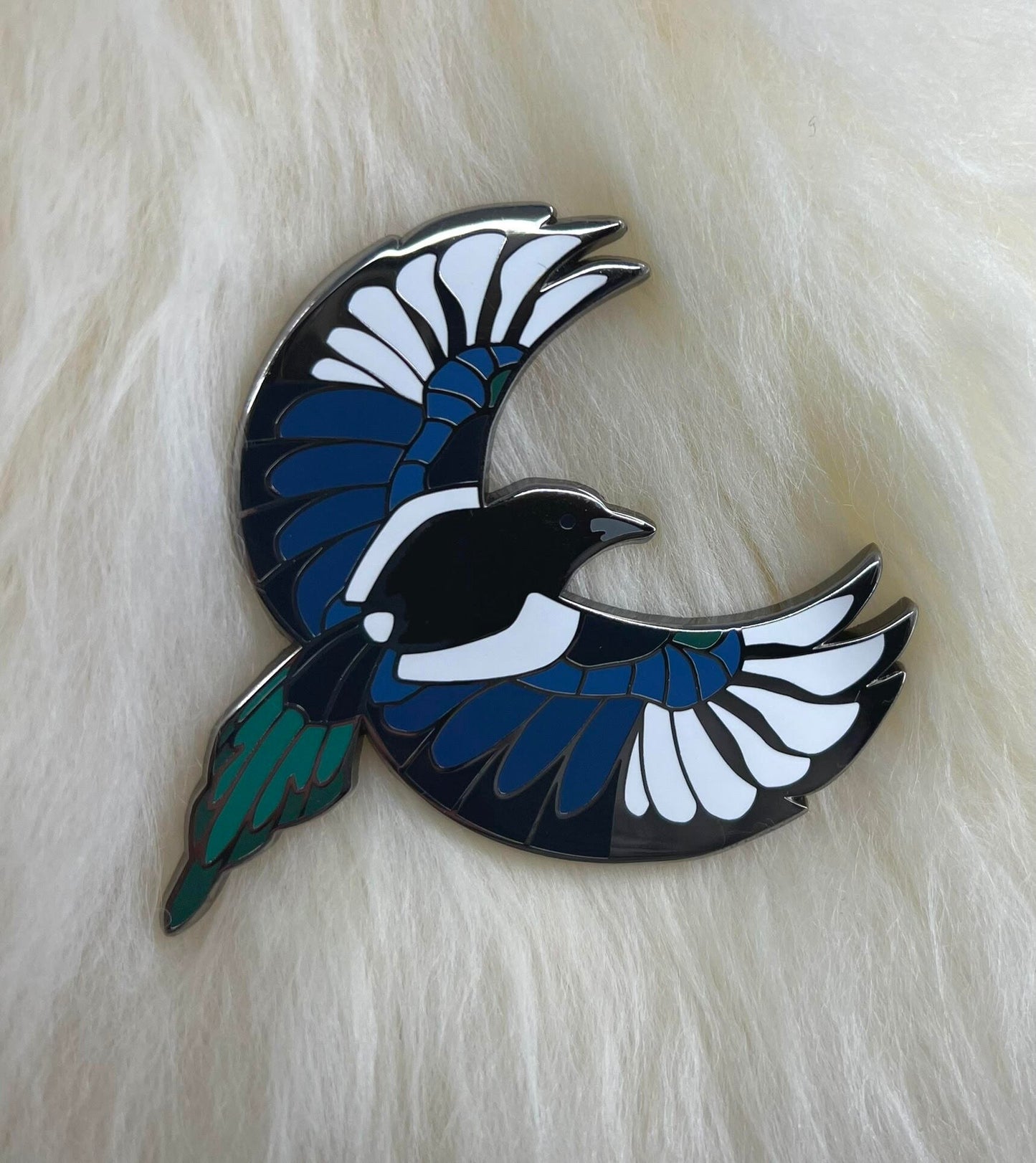 Magpie Bird Hard Enamel Pin | Magpie Pin | Bird Pin | Art Deco
