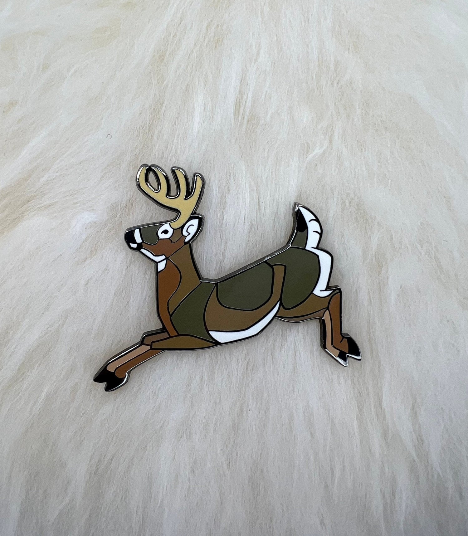 White Tailed Deer Hard Enamel Pin | Deer Pin | Buck Pin | Art Deco