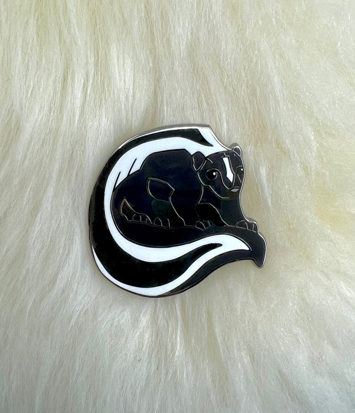 Skunk Hard Enamel Pin | Skunk Pin | Animal Pin | – Roamin' Bison Workshop